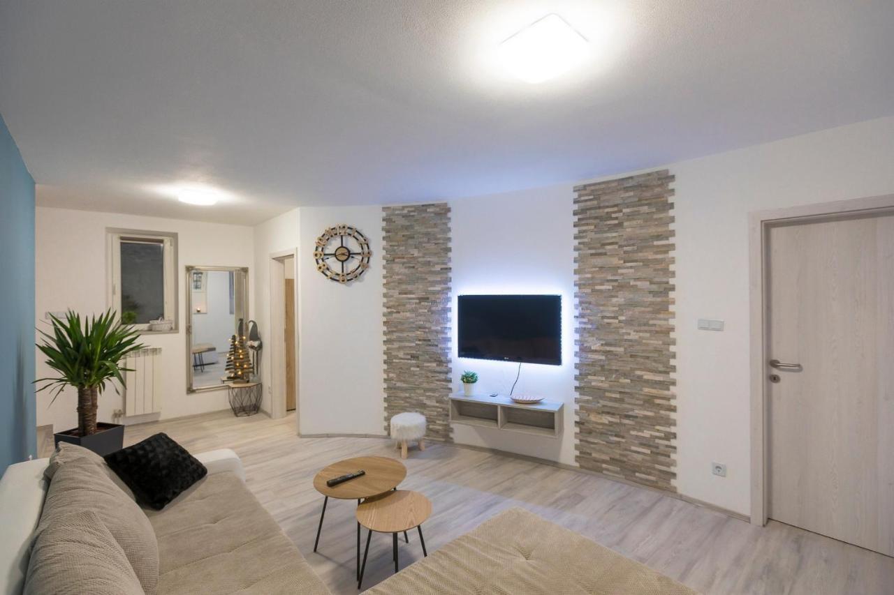 Casa Da Ponte Appartement Koper Buitenkant foto